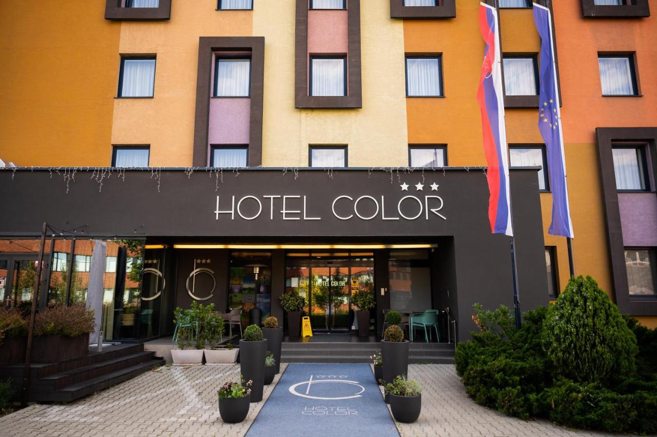 Color 3* Pressburg